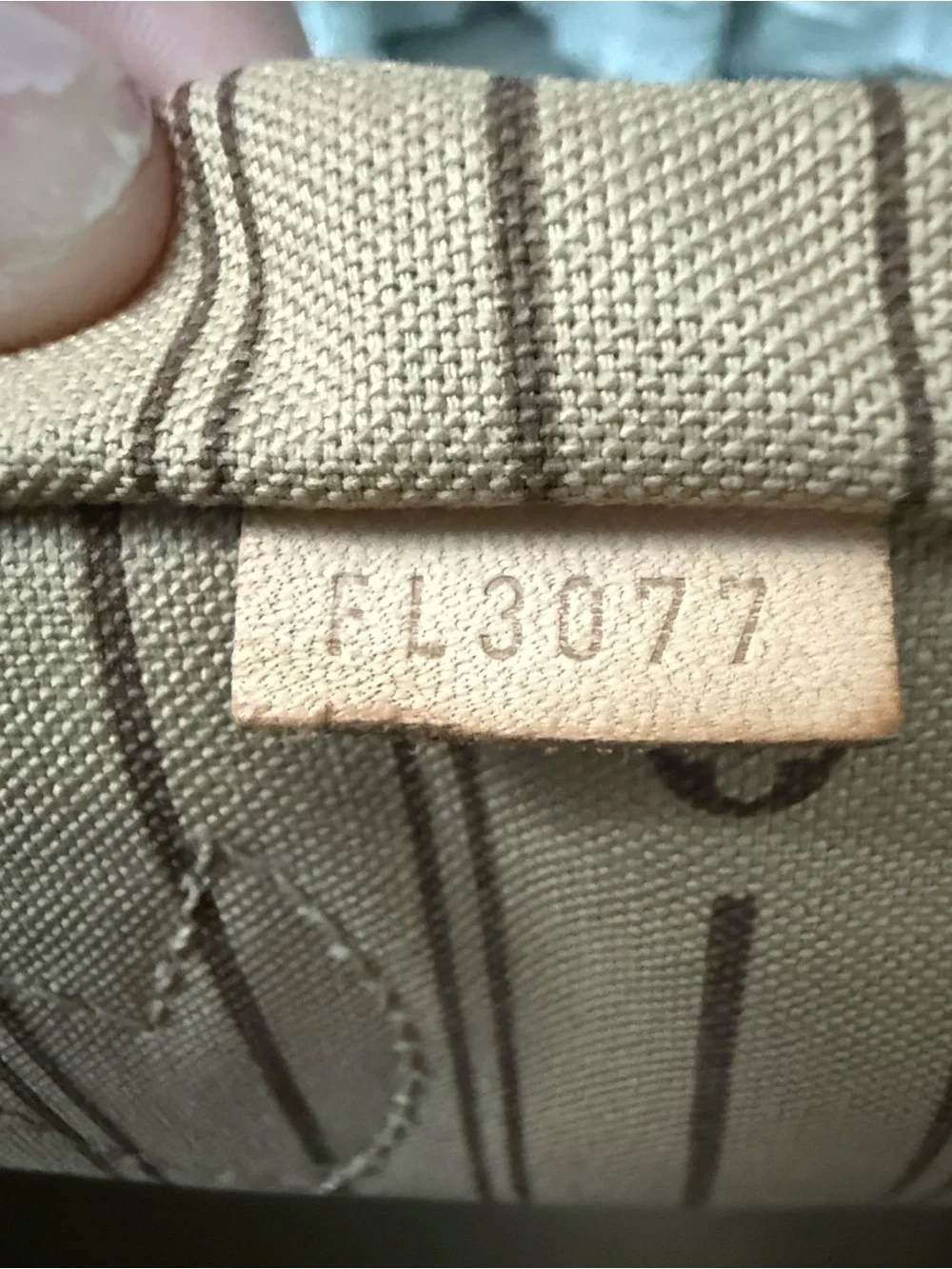Louis Vuitton Monogram Canvas Tote in Brown with Tan Trim.Comes with auth.